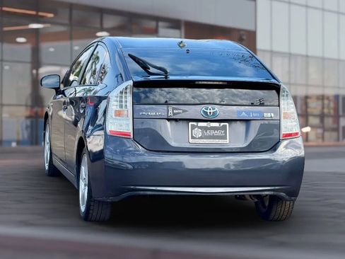 Used 2011 Toyota Prius Four image 4