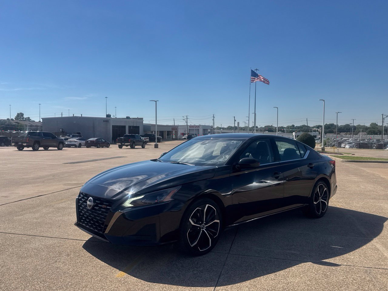 Certified 2024 Nissan Altima 2.5 SR FWD image 10
