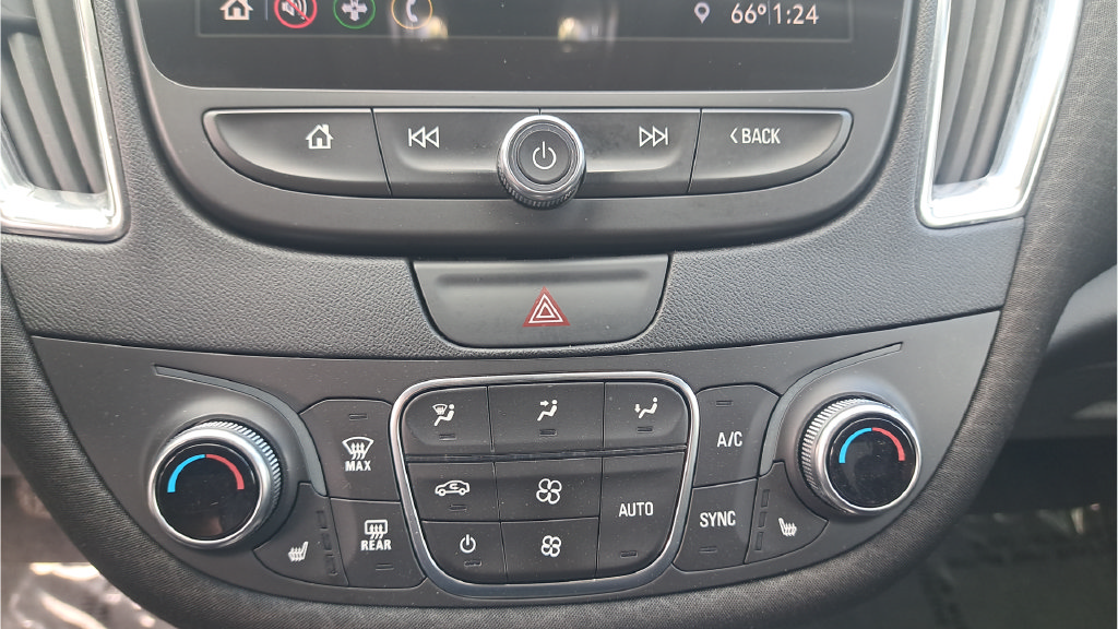 Used 2019 Chevrolet Malibu LT FWD image 33