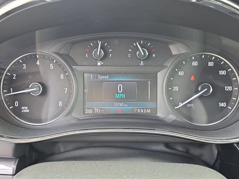 Certified 2022 Buick Encore Preferred w/ Safety Package FWD image 20