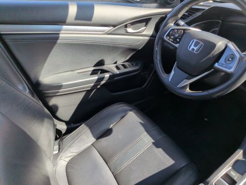 Used 2017 Honda Civic EX-L image 32