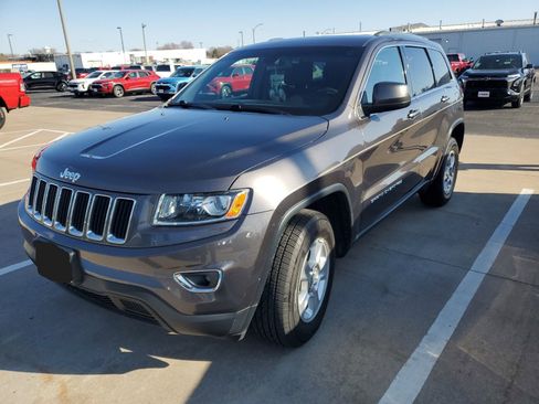Used 2014 Jeep Grand Cherokee Laredo w/ Quick Order Package 23E image 2