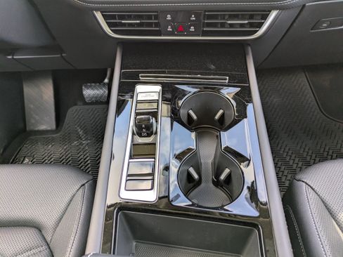 New 2026 Volkswagen Atlas SE FWD image 21