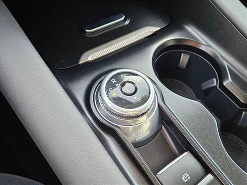 Used 2025 Ford Explorer Active image 14