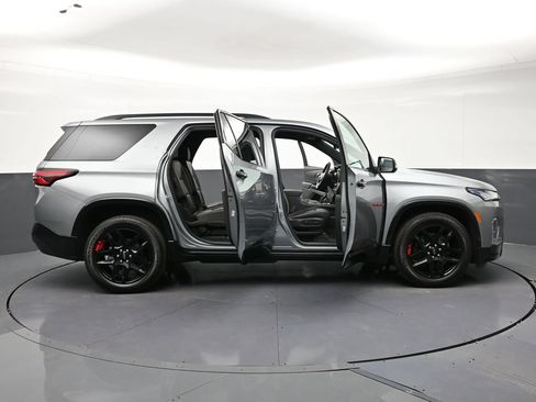 Used 2023 Chevrolet Traverse Premier w/ Redline Edition AWD/4WD image 33