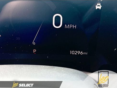 Used 2024 Buick Encore GX Avenir w/ Avenir Convenience Package FWD image 15