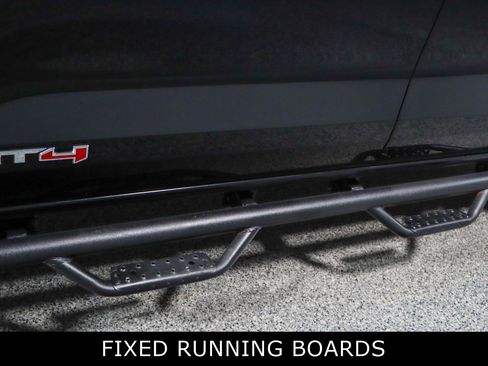 Used 2023 GMC Canyon AT4 w/ AT4 Premium Package image 12