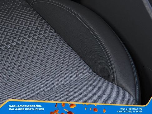 New 2026 Chevrolet Trax LT w/ Sunroof Package FWD image 21