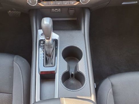 Used 2025 Nissan Altima 2.5 SV image 17