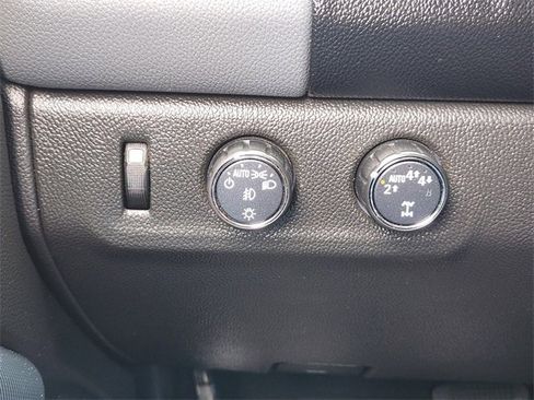 Used 2019 Chevrolet Colorado Z71 image 21