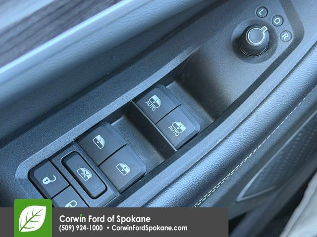 Used 2023 Jeep Grand Cherokee L Limited w/ Luxury Tech Group II AWD/4WD image 21