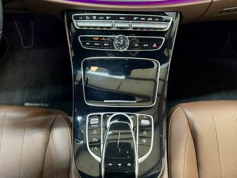 Used 2018 Mercedes-Benz E 300 4MATIC image 14