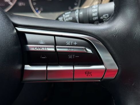 Used 2021 MAZDA MAZDA3 s FWD image 25