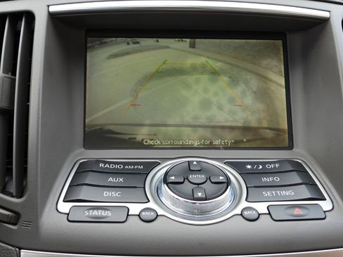 Used 2015 INFINITI Q40 w/ Moonroof Package RWD image 50