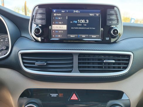 Used 2020 Hyundai Tucson SE image 25