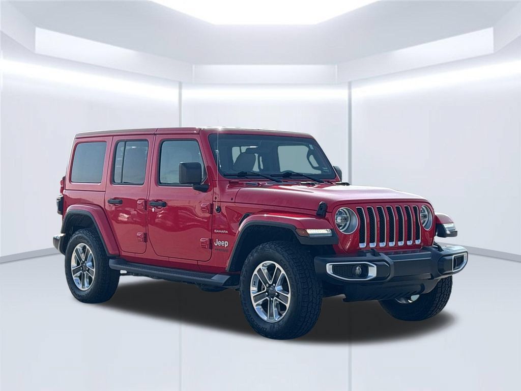 Used 2018 Jeep Wrangler Unlimited Sahara w/ LED Lighting Group AWD/4WD image 9