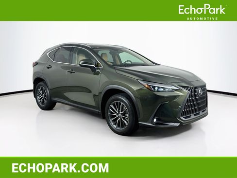 Used 2025 Lexus NX 250 FWD w/ Premium Package image 1