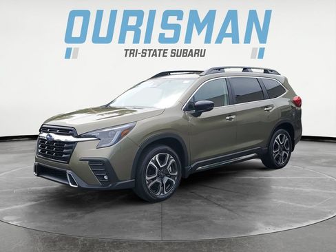 Used 2026 Subaru Ascent Touring AWD/4WD image 2