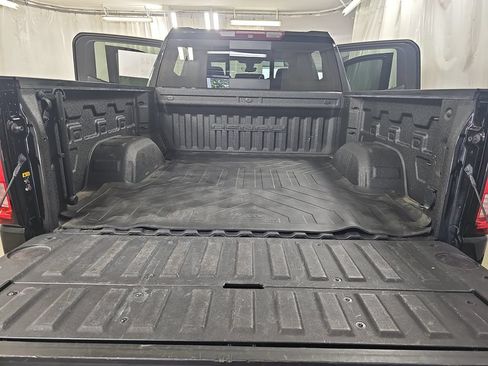 Certified 2019 GMC Sierra 1500 Denali w/ Denali Ultimate Package AWD/4WD image 18
