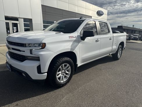Used 2021 Chevrolet Silverado 1500 RST w/ Z71 Off-Road Package AWD/4WD image 1