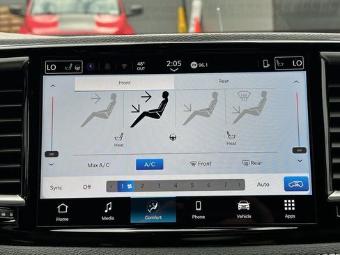 New 2026 Chrysler Pacifica Select AWD/4WD image 15
