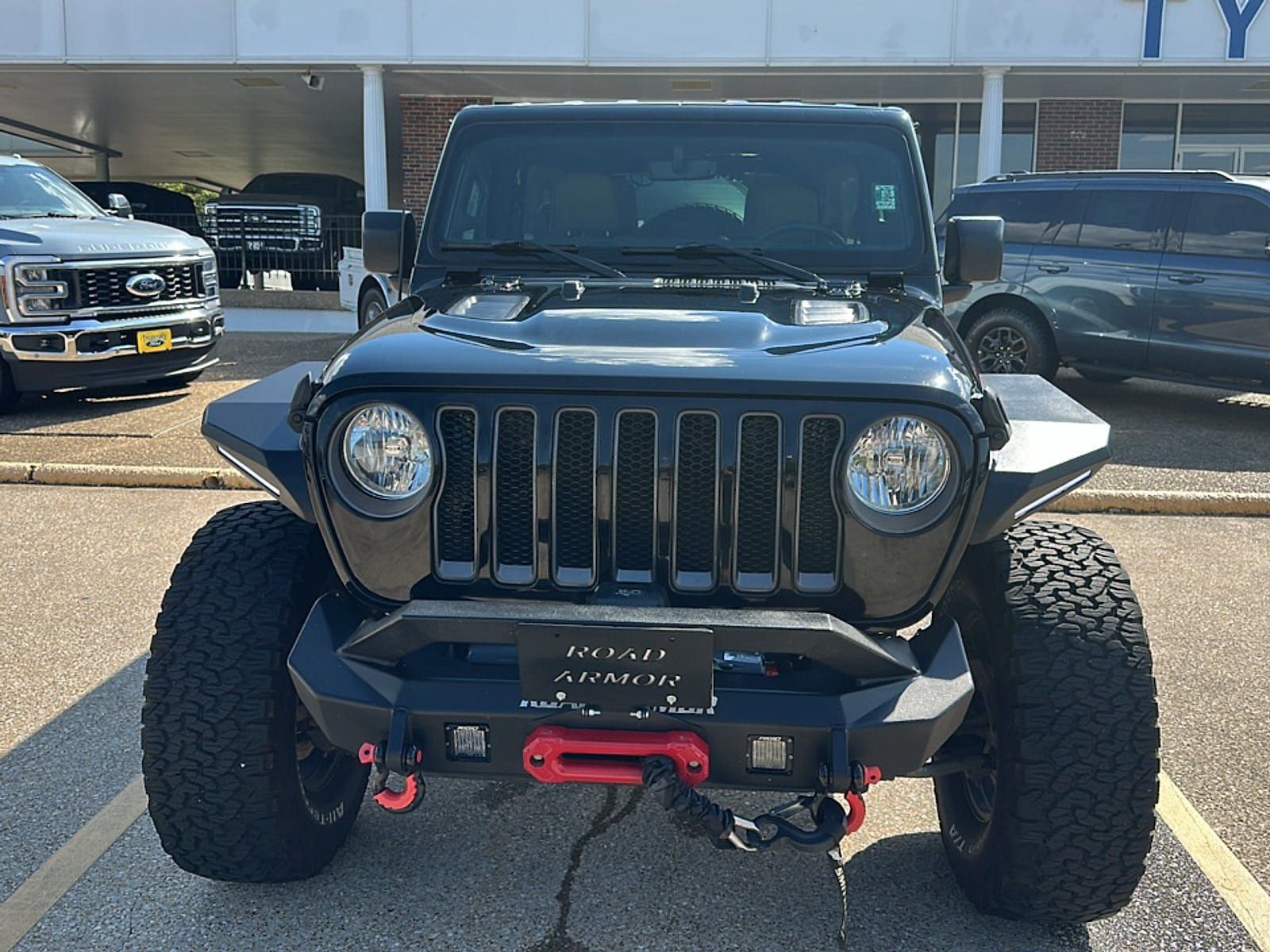 Used 2018 Jeep Wrangler Unlimited Rubicon AWD/4WD image 3