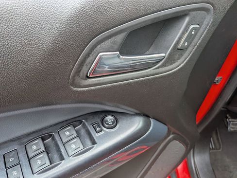 Used 2017 Chevrolet Colorado Z71 image 11