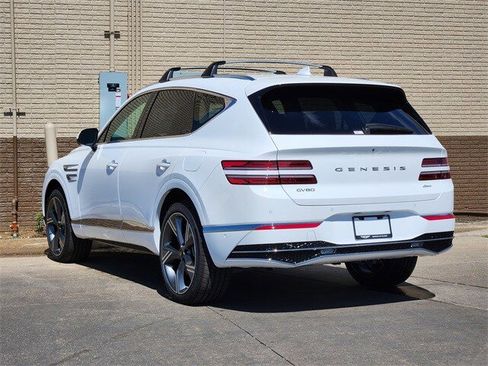 Used 2025 Genesis GV80 2.5T Prestige image 4