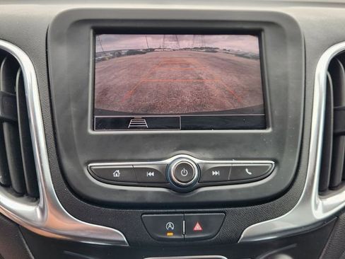 Used 2024 Chevrolet Equinox LT FWD image 17