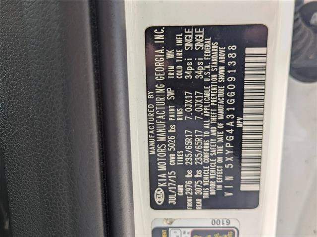 Used 2016 Kia Sorento FWD image 15