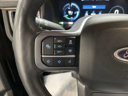 Used 2023 Ford F150 Lightning Lariat w/ Equipment Group 511A High image 19