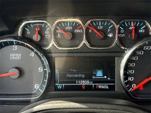 Used 2020 Chevrolet Suburban LT image 31