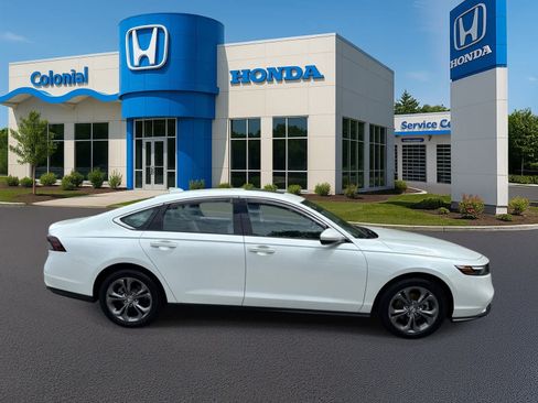 Used 2024 Honda Accord EX image 8
