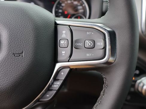 Used 2026 RAM 1500 Laramie AWD/4WD image 18