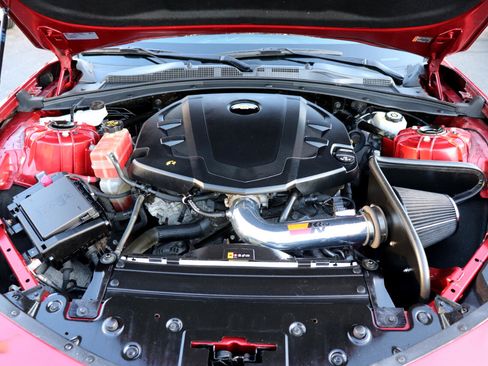 Used 2018 Chevrolet Camaro LT w/ RS Package image 42