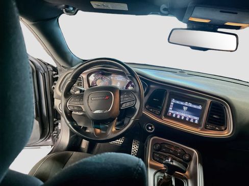 Used 2020 Dodge Challenger R/T w/ Driver Convenience Group RWD image 22