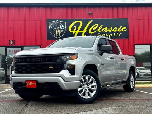 Used 2022 Chevrolet Silverado 1500 Custom RWD image 1