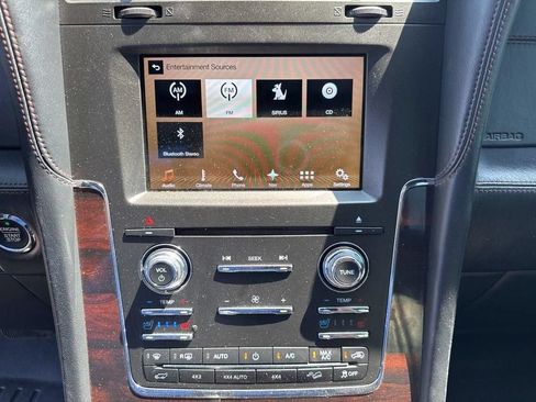 Used 2017 Lincoln Navigator L Reserve AWD/4WD image 46