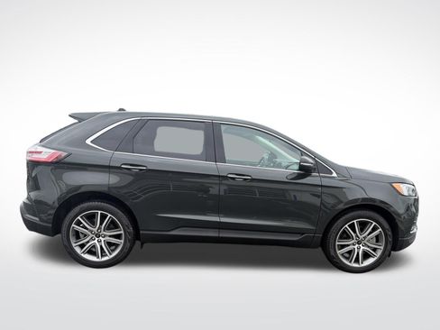 Used 2023 Ford Edge Titanium w/ Class II Trailer Tow Package AWD/4WD image 7