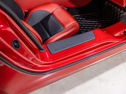 Used 2012 Mercedes-Benz SLS AMG Coupe image 32