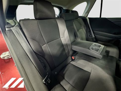 Used 2020 Subaru Outback Premium image 29