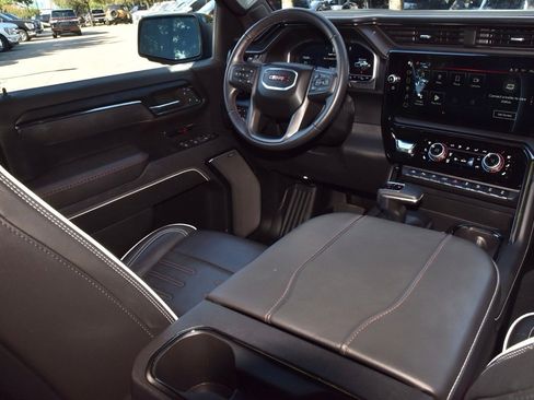 Used 2024 GMC Sierra 1500 AT4X image 15