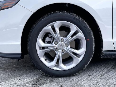 New 2025 Honda Accord LX image 8