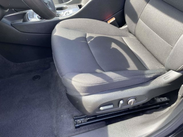 Used 2025 Chevrolet Malibu LT FWD image 22