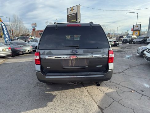 Used 2017 Ford Expedition EL XLT image 5