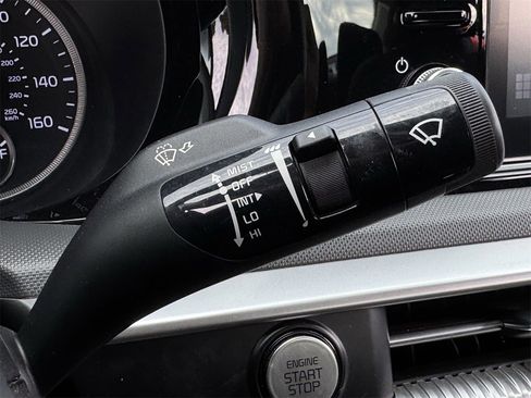 Used 2023 Kia K5 LXS image 22