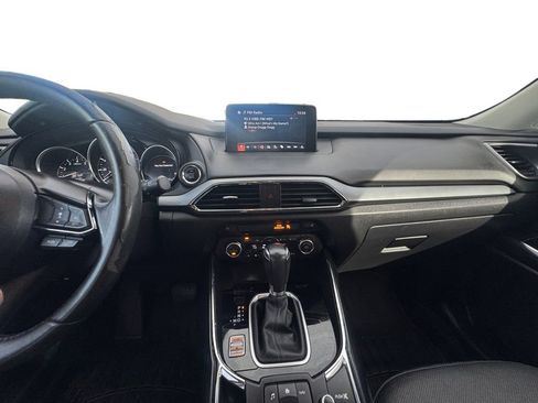 Used 2018 MAZDA CX-9 Touring image 12