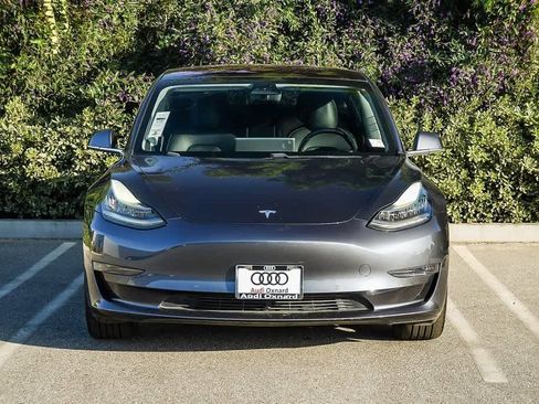 Used 2018 Tesla Model 3 Long Range image 2