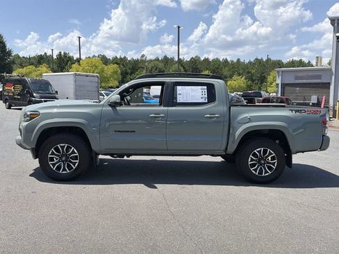 Used 2023 Toyota Tacoma TRD Sport AWD/4WD image 10