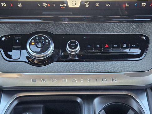 New 2026 Ford Expedition Tremor image 22